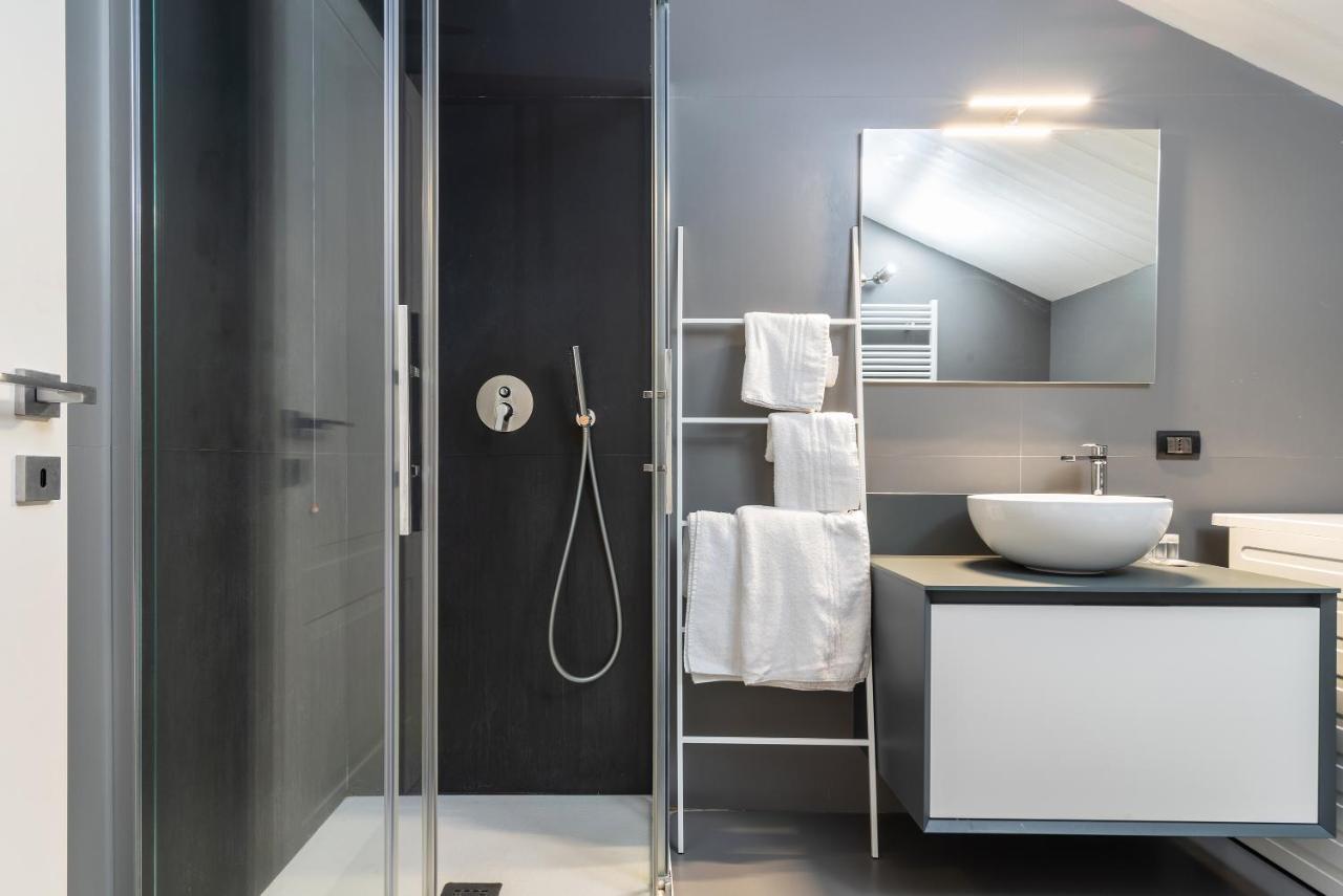 מילאנו Easyhomes - Brera Luxury Suites מראה חיצוני תמונה